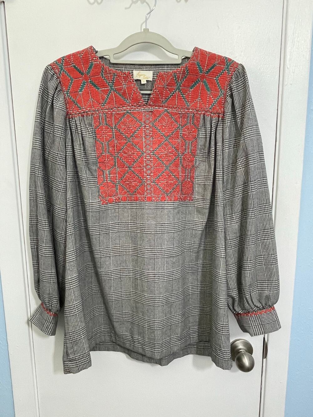 Layerz Blouse XL Black White Houndstooth Plaid Embroidered Preppy Office